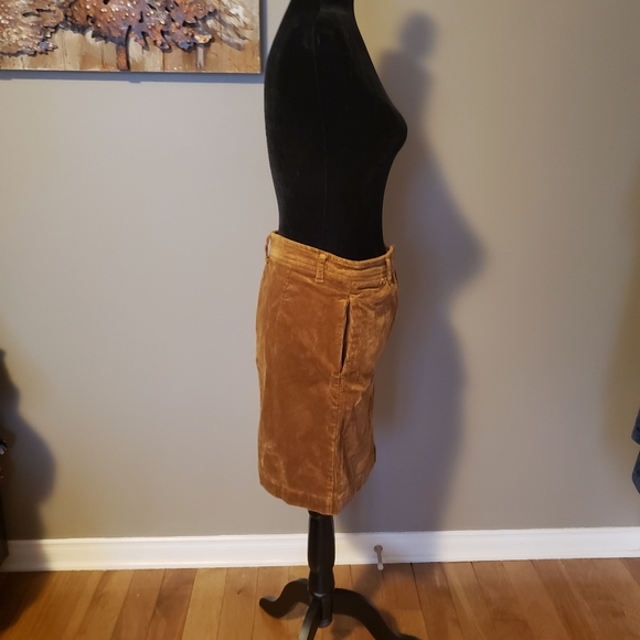 Mini corduroy skirt Size 0 - Picture 5 of 10